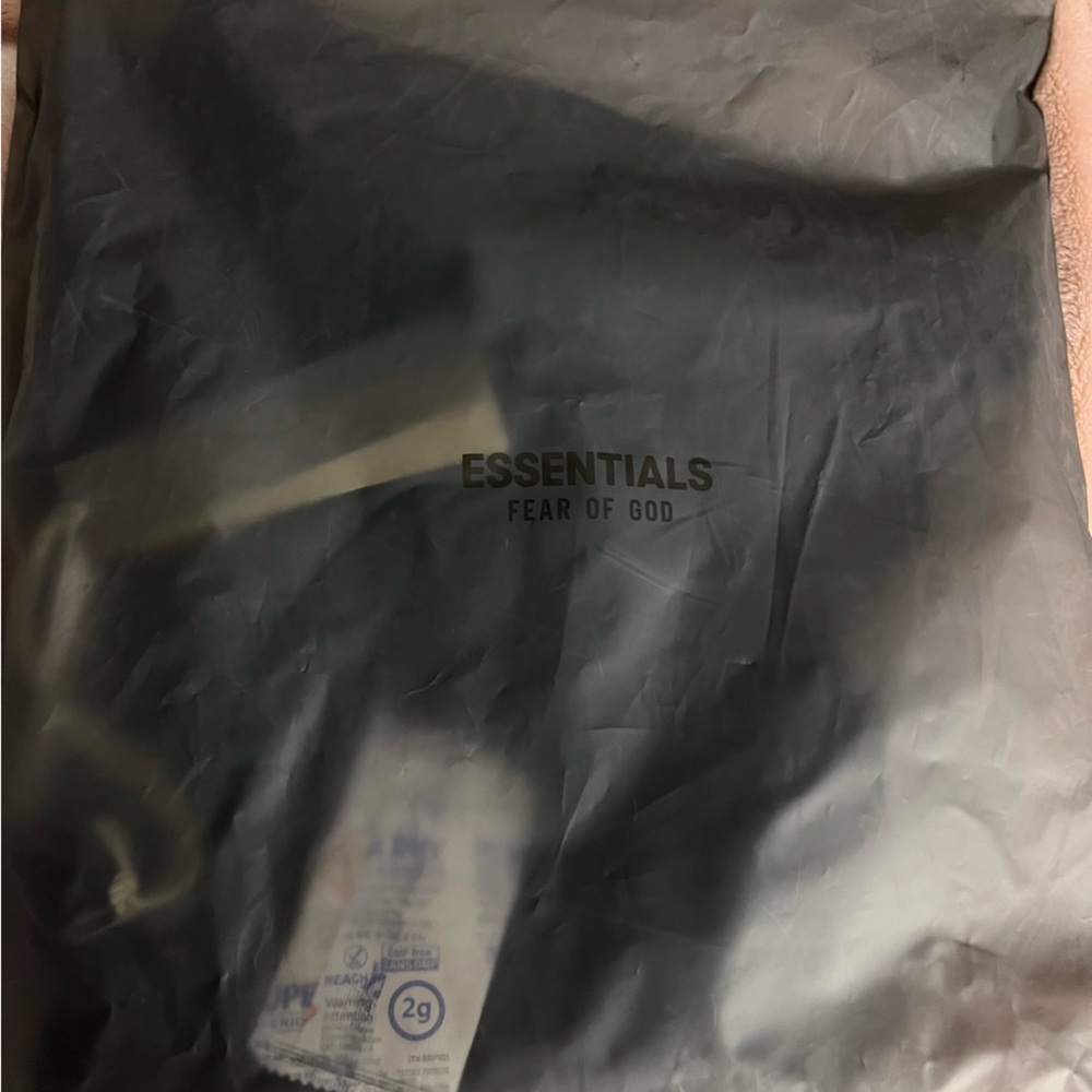 NWT Fear of god essentials sweatshorts